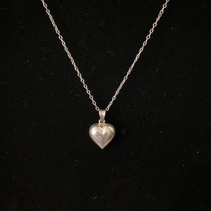 VINTAGE STERLING SILVER PUFFY HEART PENDANT WITH CHAIN
